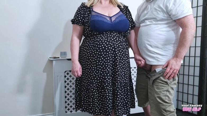 BBW_Wife: Påkommen med att sniffa mina trosor (milf voyeur fetisch fru amatör...