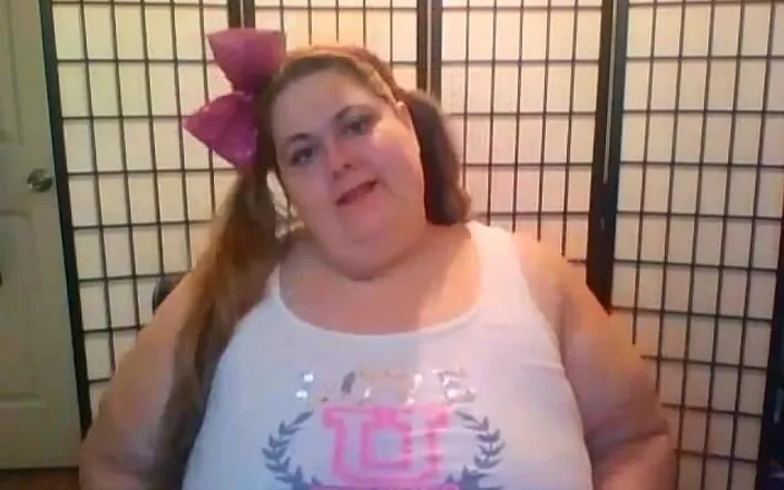 Kitty Delgato: Jerk off instruction cheerleader