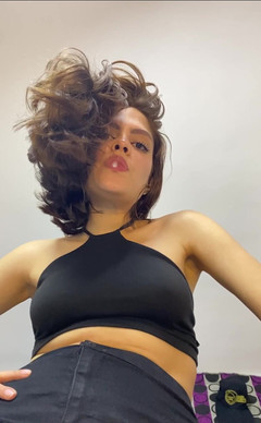 Giantessvalery: Už bude pršet malého chlapa!