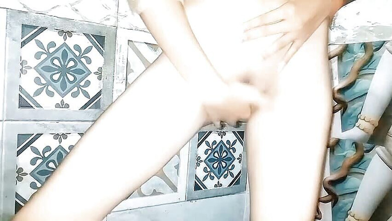 Shivanibaby: Virgem menina se masturbando.