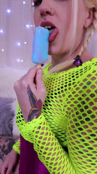 Lady Lazarus fetish