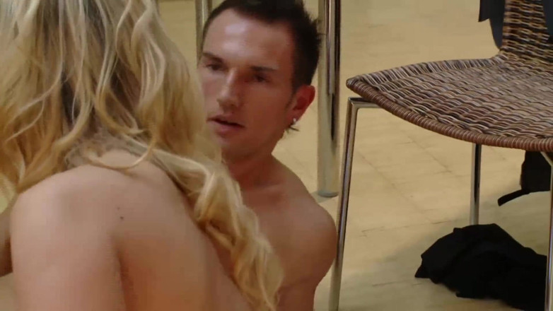 UK Babes: Bitch getting slammed on the floor