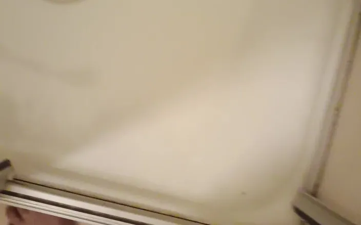 Ed Eden: Cumming Shower