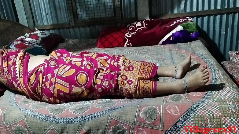 Villagesex91: Indický vesnický pár šuká v noci