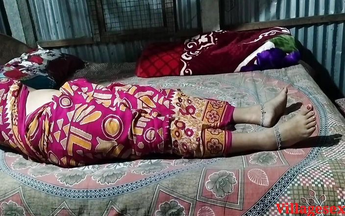 Villagesex91: Un couple indien baise une nuit