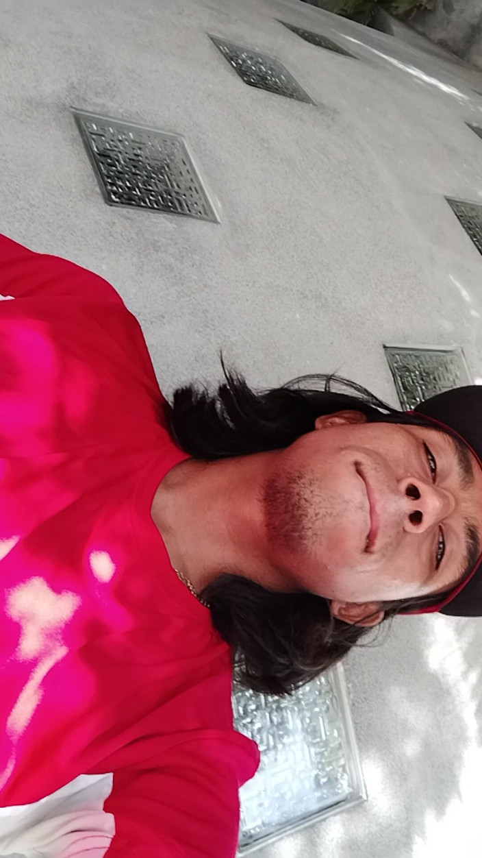AlexAlejandro13: My Livin in My Day