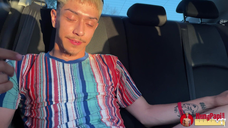 Hung Papi: Il Giovane Gay Dotato Si Masturba in Solitaria Sega in...