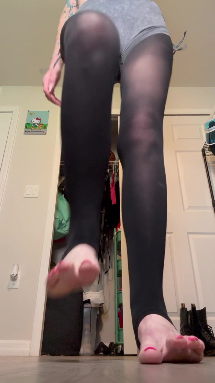 Peppermint Giantess: 16 feet büyüklüğündeki tarakla sert yalınayak