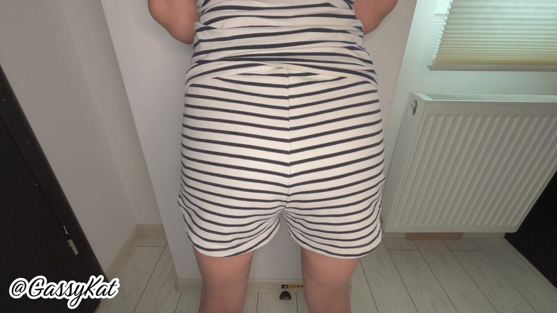 GassyKat: Peidando em Pajamas Buttcrack