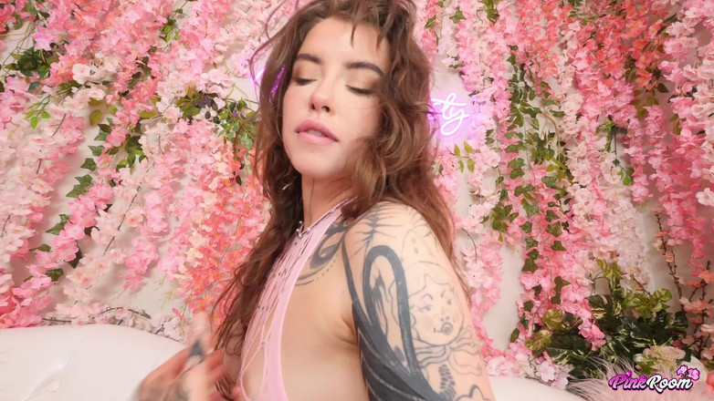 Nade Nasty: Pink Room Ep.19: Eden Ivy Is an Anal Fucktoy Deepthroat...