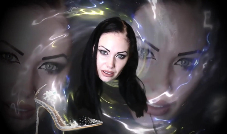 Goddess Misha Goldy: Je mehr Sie es beobachten werden, desto mehr werden Sie...