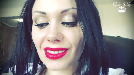Goddess Misha Goldy: Luscious red lips tease