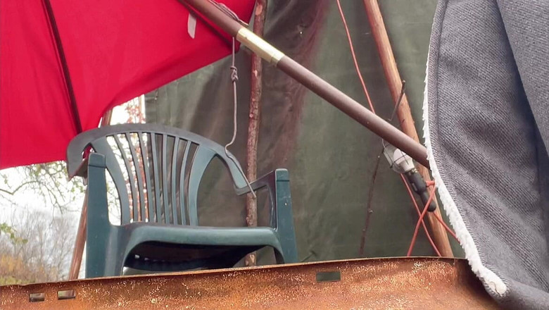 sweethanajapanese: Pissen, muschi hana sexy in cold Air record video Pisse...