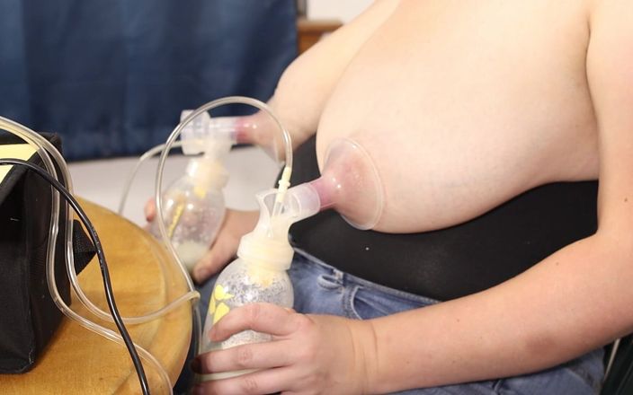 FairyMlkMother: Pompage de lait maternel par le côté