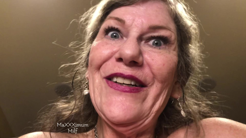 MaXXXimumMilf: Horny Mature Wife Gets Her Creampie! Maxxximummilf