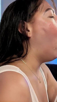 Finale intenso Un Throatpie Senza Censura e in Primo Piano