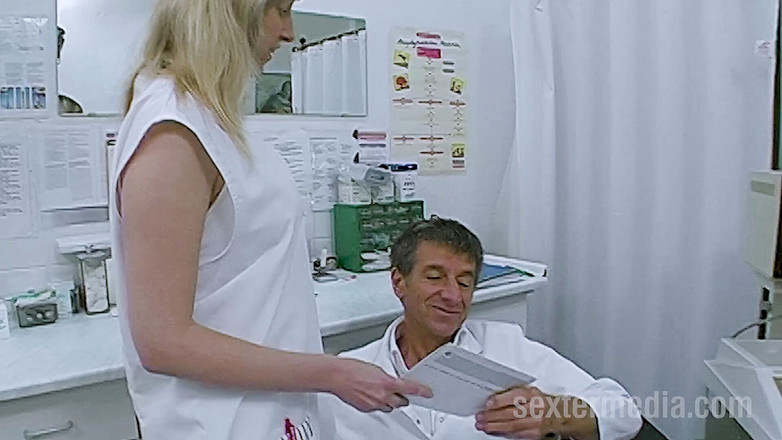 Klink by sextermedia: 派手なエントリを持つ活発な4人組