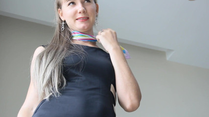 Angel The Dreamgirl: Eșarfa din satin a secretarei tale pe pula ta!
