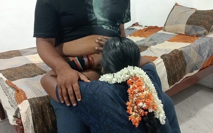 Veni hot: Tamil evli kadın kocasının arkadaşını derinden emiyor