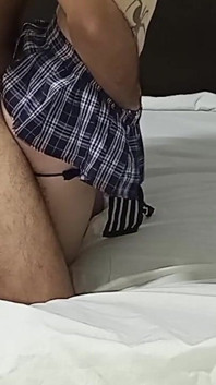Pasangan asli, pacarnya crot di dalam memek gadis remaja (video lengkap)