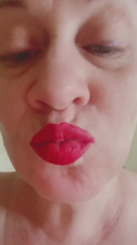 Lipstik merah