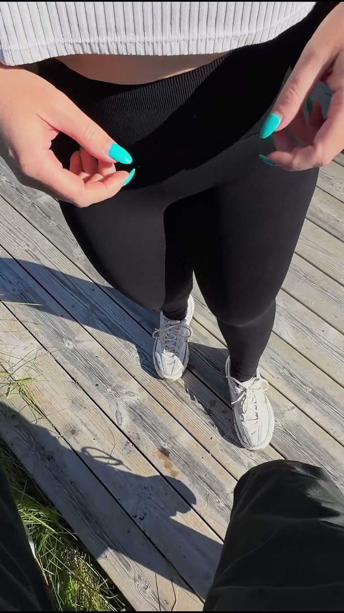 SlipCouple: PAWG Gets Dirty at the Lake Viewing Point - She Doesn't...