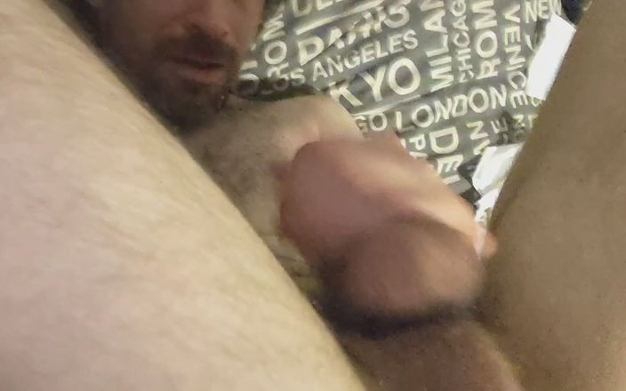 Cumhungry69: Une salope à sperme