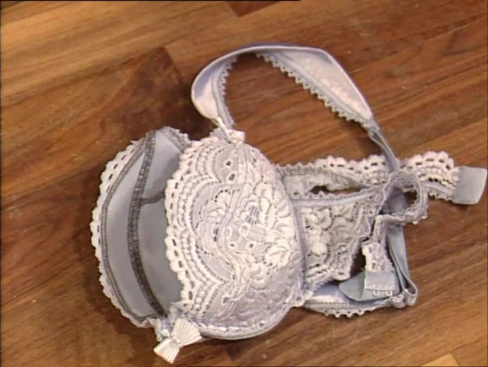 The Unforgettable: Yarakla uyanıyorum! (tam film-hd versiyonu)