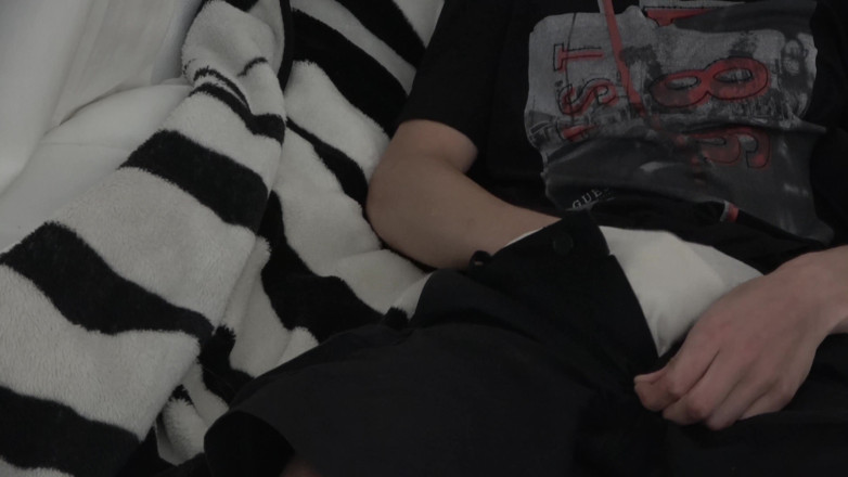 Rushteinn: Ho distrutto la mia coperta con sborrata