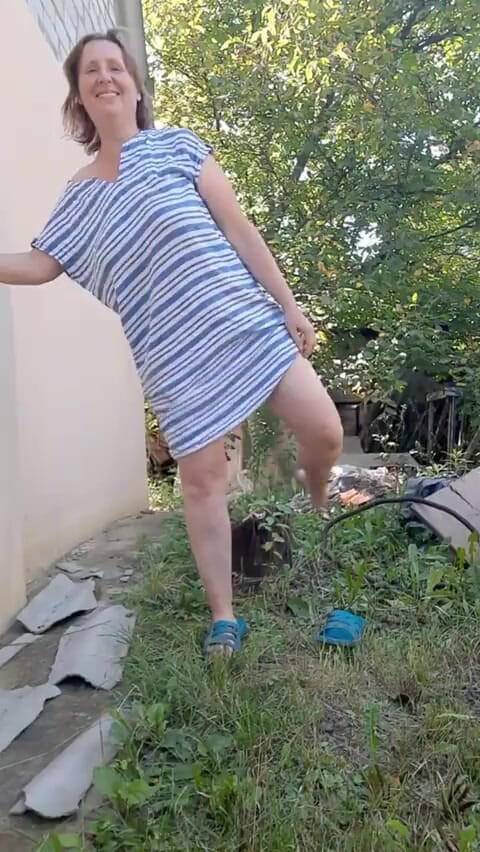 Mahca: Mă piș, mă joc, vreau să fiu futut