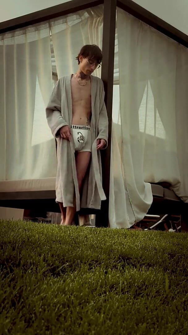 I'll Take off Not Only My Robe… (HotDogs studio)