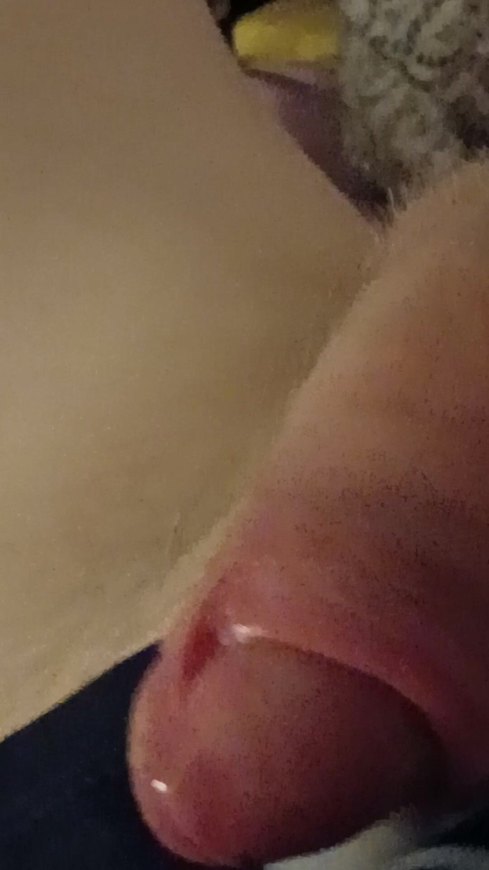 krickan: Mi masturba il cazzo e lo sperma