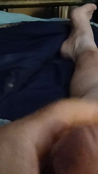 Nouvelle vidéo d’éjaculation avec éjaculation en train de manger du sperme