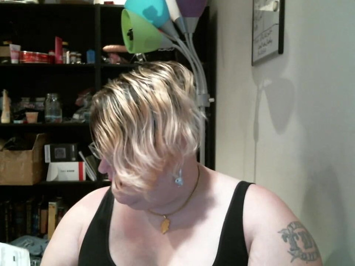 Roxxie rae page: Wyvernsvault Unboxing