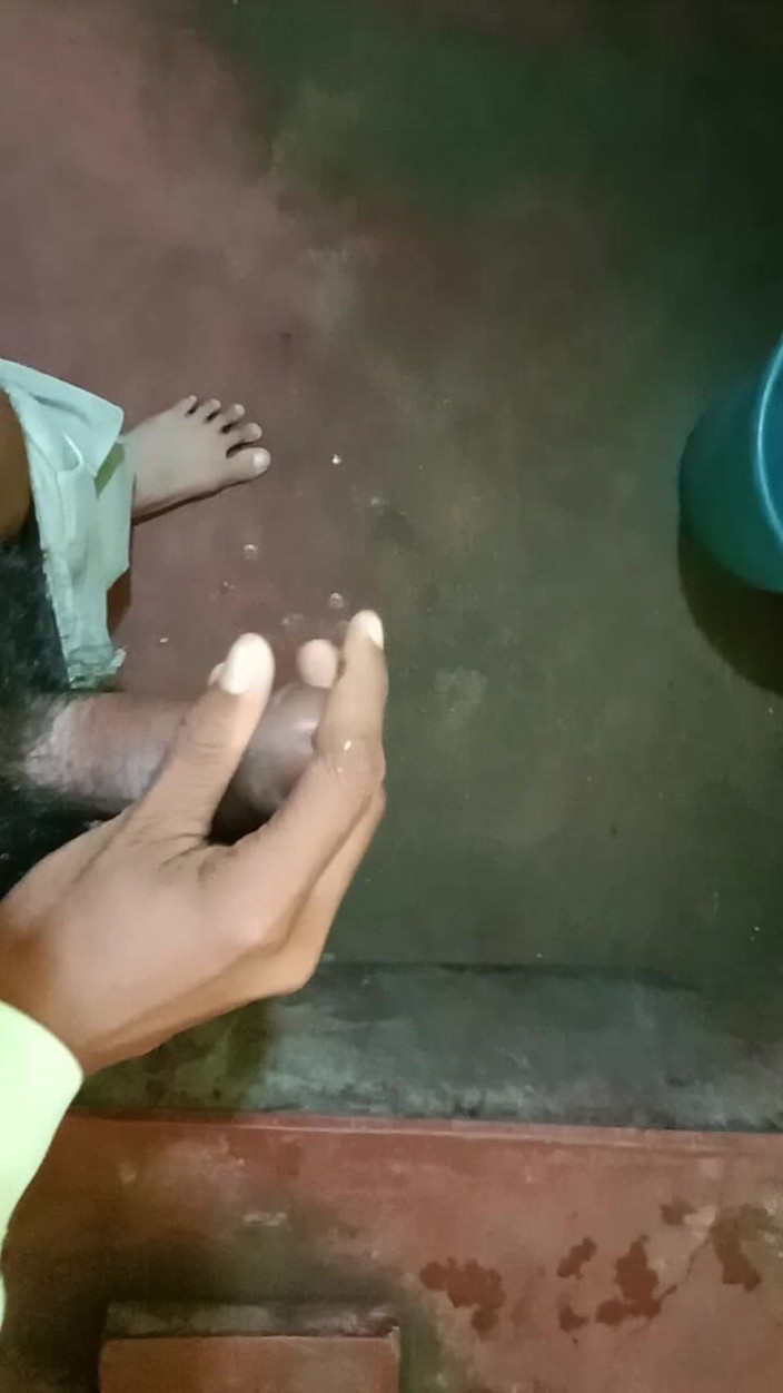 Kala Desi: Sedím sama a třese se