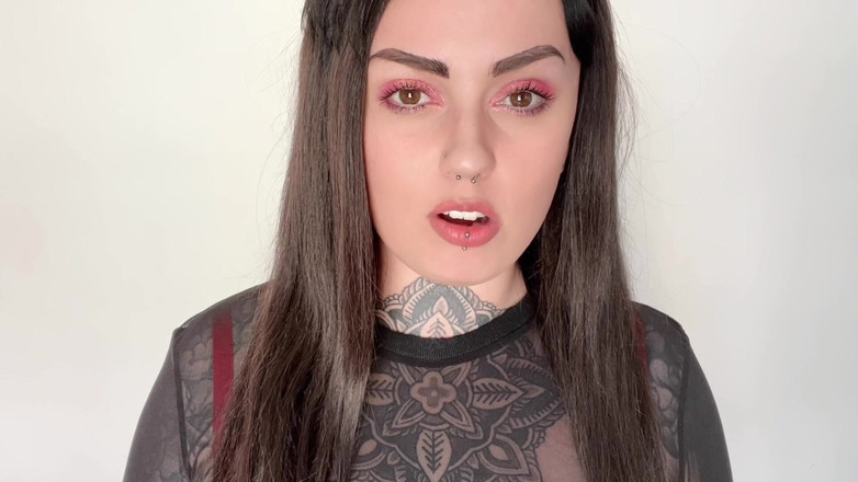 Miss Valentina: Masturbando sobre mim, não esposa