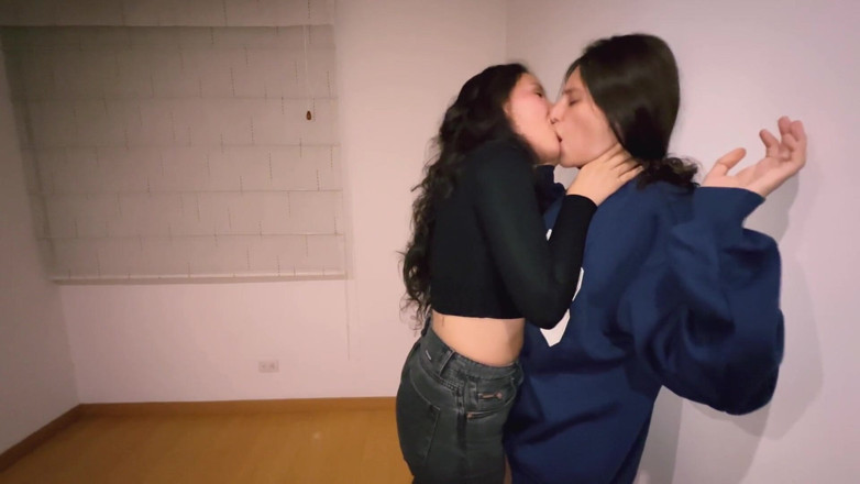 scarlettandc: Gặp gỡ Scarlett và Chanel
