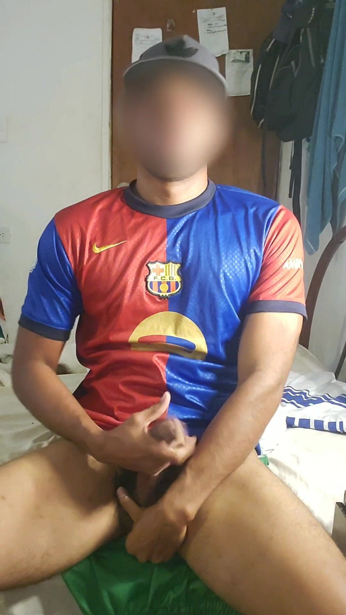 Charlieburrito: Hola, mi nombre es Charly, tengo 22 cm y estoy activo,...