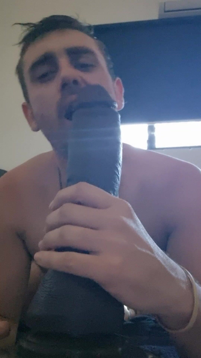 BBC Dildo Suck and Dirty Talk (Jase Lv BBC) BBC Dildo Suck and Dirty Talk (Jase Lv BBC)