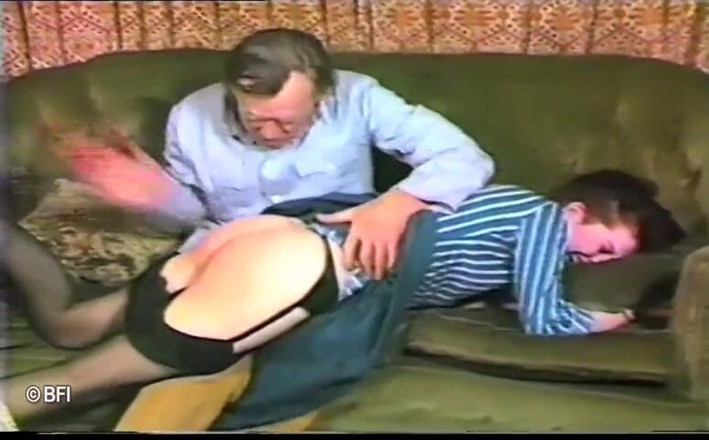 House of lords and mistresses in the spanking zone: Оргия с поркой и шлепаньем