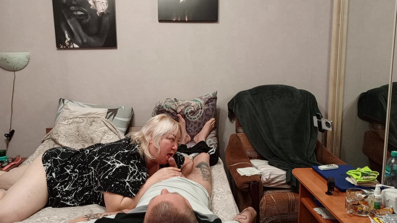 Zona901: Eu enche a boca do meu vizinho de muita porra