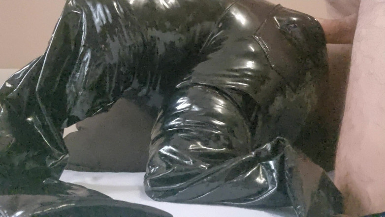 Naxy: Lesklá kapsa napumpovaná