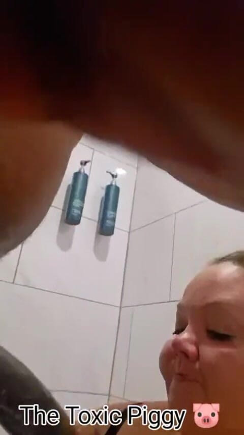 Kimmywetwet: 1° giorno bbw piscio e gola schiava addestramento da bbc