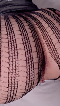 팬티 스타킹을 입은 엉덩이 흔들기 - 백스테이지 - Lilykoti