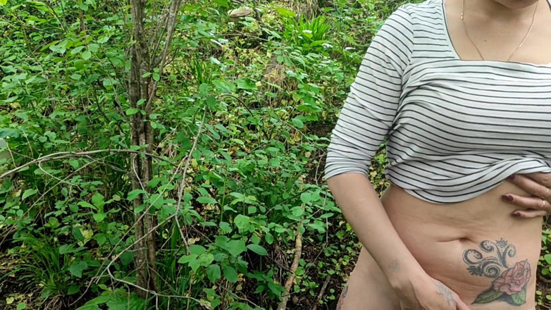 DirtyLubov: Urinând pe pizdă