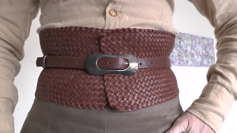 Lady Victoria Valente: Захоплююча примірка пояса з лляною спідницею, частина 3, леді Вікторія Валенте