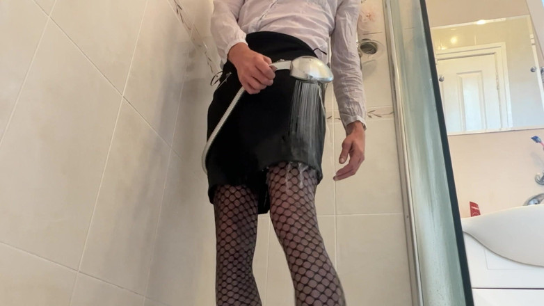 Prostate play hot video: Prostate_play - krosadresar nahaate hue kapre pahne