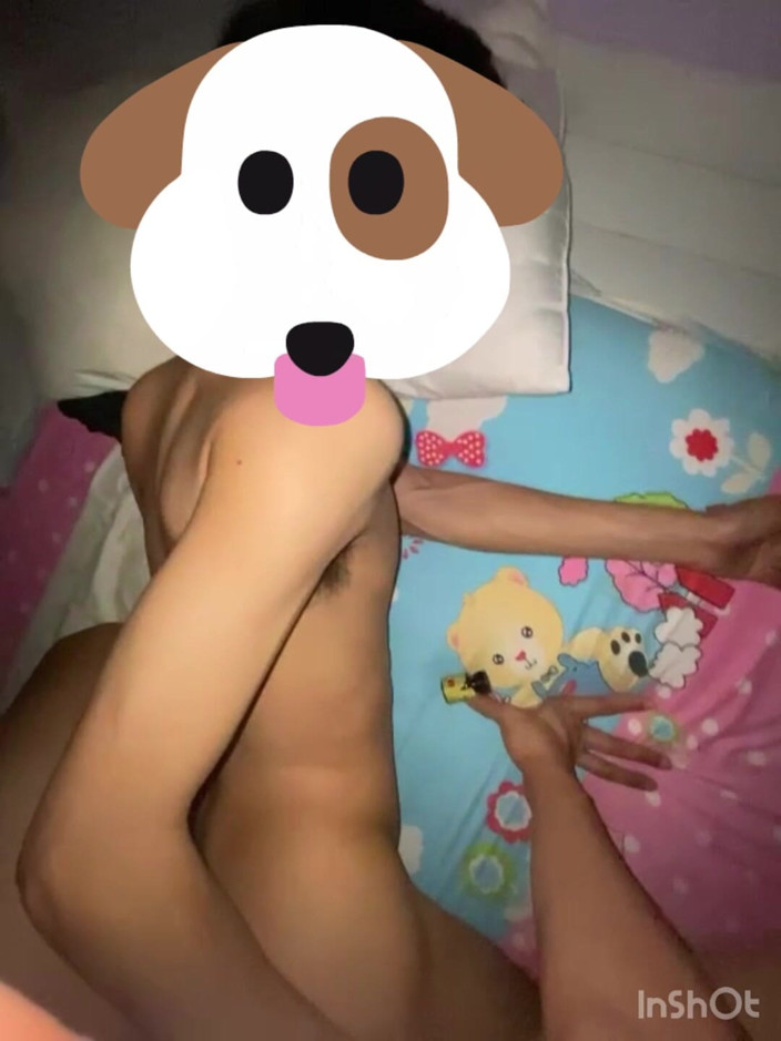 Num: 大鸡巴男孩泰国 第一集