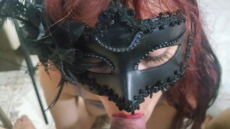 DherlyDoll: La bambola fa un delizioso pompino