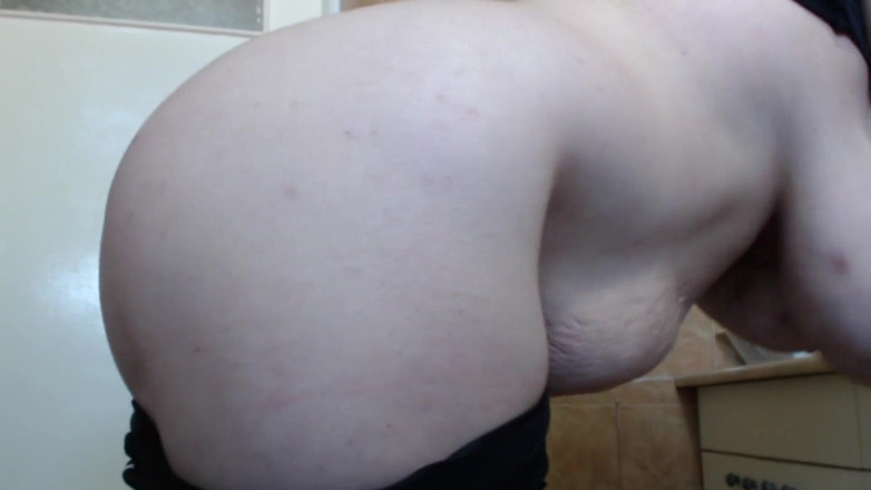 Roxanne Miller: Penyembahan lateks dan pantat dan merokok